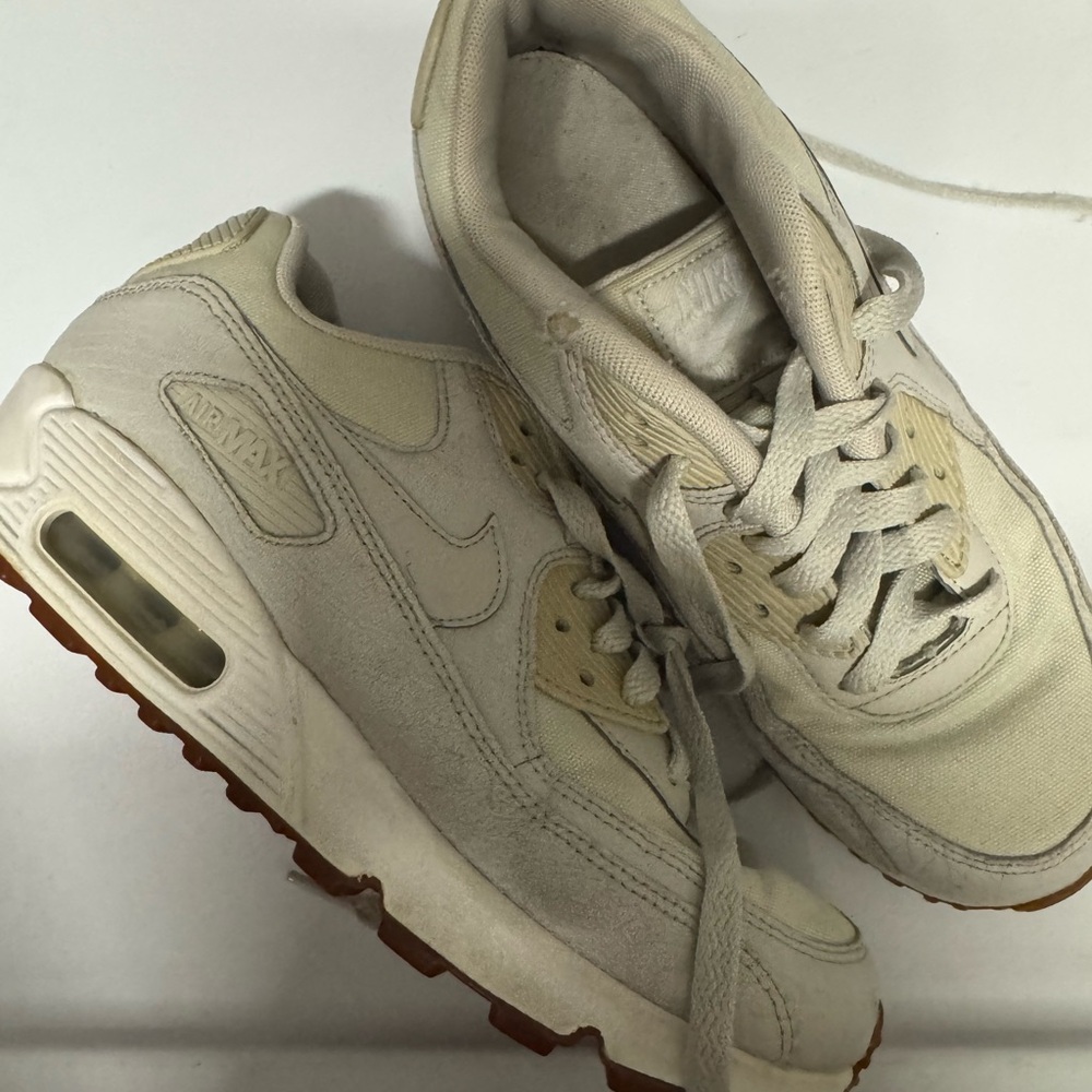 Nike Air Max Cream and Tan Sneakers